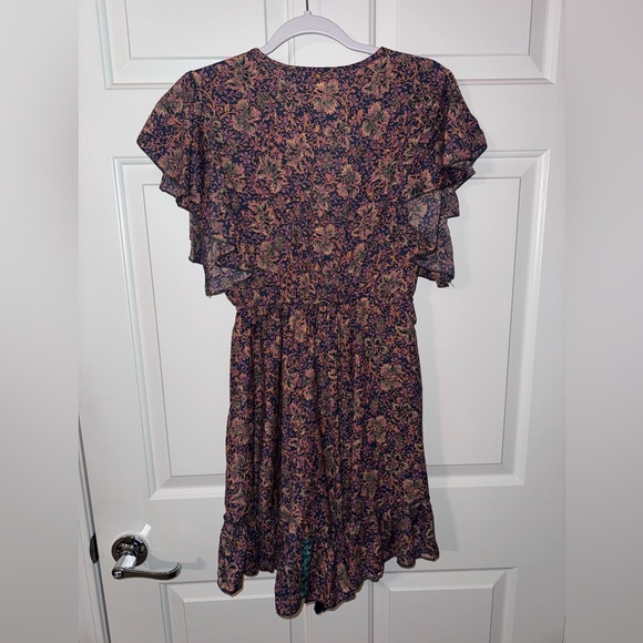 Chic Floral Ruffle Mini Dress - Picture 5 of 8